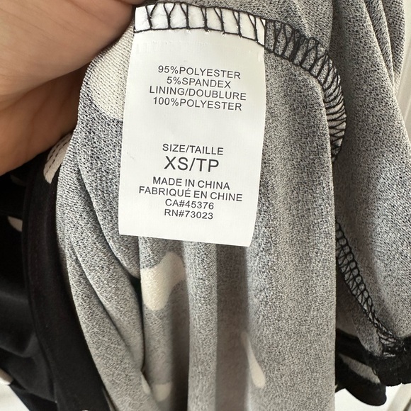 Suzy Shier Dress - Picture 2 of 3